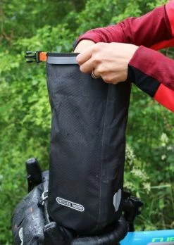 Ortlieb Fork-Pack 4,1 Liter Schwarz-matt -Fahrräder Verkaufsladen ortlieb fork pack 3 2 liter schwarz matt 242055 f9991 600x600